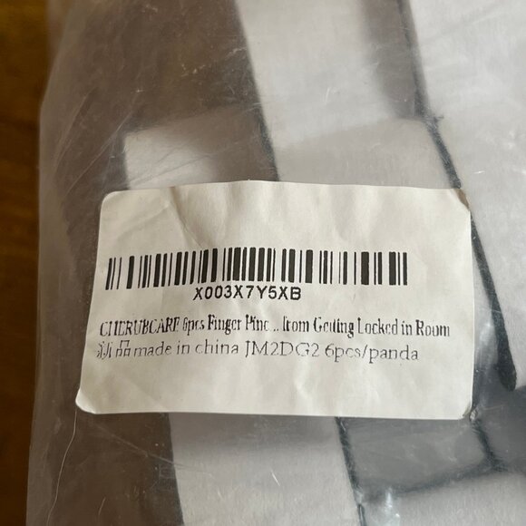 CHERUBCARE 6pcs Finger Pinch Guard- Cartoon Animal Door Stop Soft Foam Cushion - Picture 5 of 5